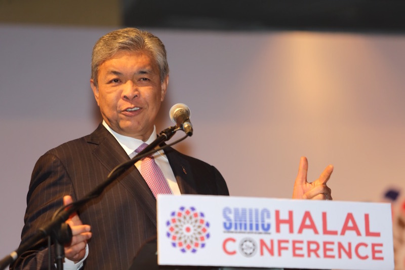 Deputy Prime Minister Datuk Seri Ahmad Zahid Hamidi opens the Standards and Metrology Institute for Islamic Countries (SMIIC) 2015 Halal Conference in Kuala Lumpur December 14, 2015. u00e2u20acu201d Picture by Choo Choy May