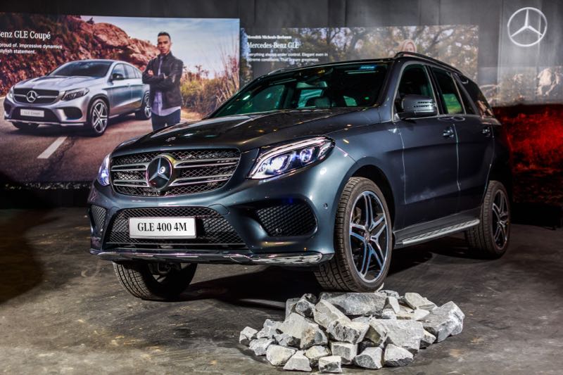 As with the GLC, the GLE is offered with the AMG Line exterior, with 21-inch 5-twin-spoke AMG alloy wheels on the GLE 400 4MATIC and 20-inch 5-Spoke Alloy Wheels in the GLE 250 d 4MATIC.