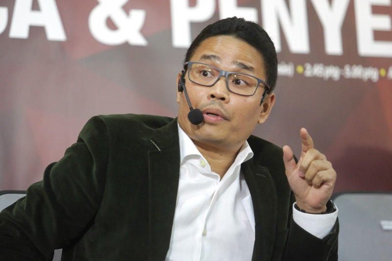 Umno Youth deputy chief Khairul Azwan Harun speaking during the forum on u00e2u20acu02dcSuffering of Urbanites: Source and Solutionu00e2u20acu2122 in Shah Alam, Jan 18, 2016. u00e2u20acu201d Picture by Choo Choy May