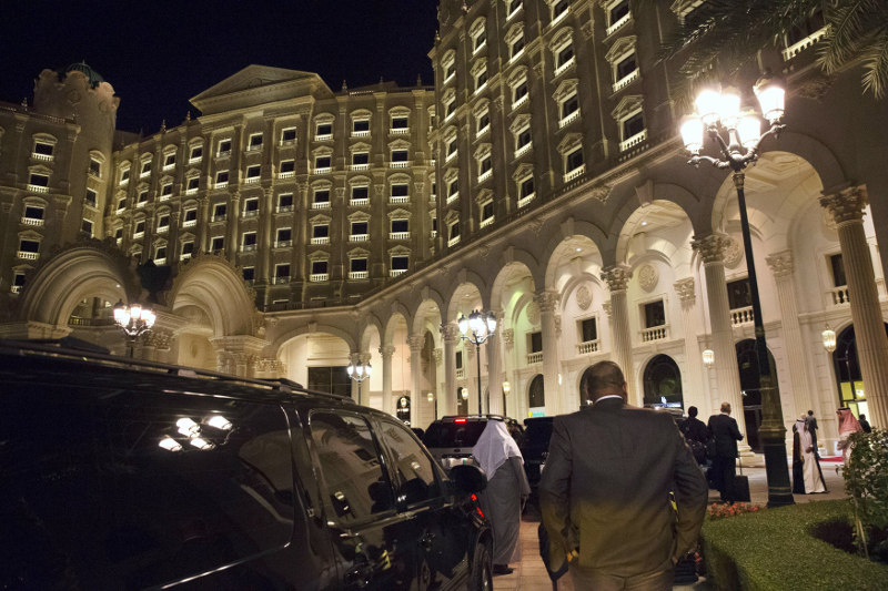 The motorcade carrying US Secretary of State John Kerry arrives at the Ritz-Carlton Hotel early in the morning in Riyadh, Saudi Arabia, Saturday, January 23, 2016, after a previous stop in Switzerland. u00e2u20acu201d Reuters pic