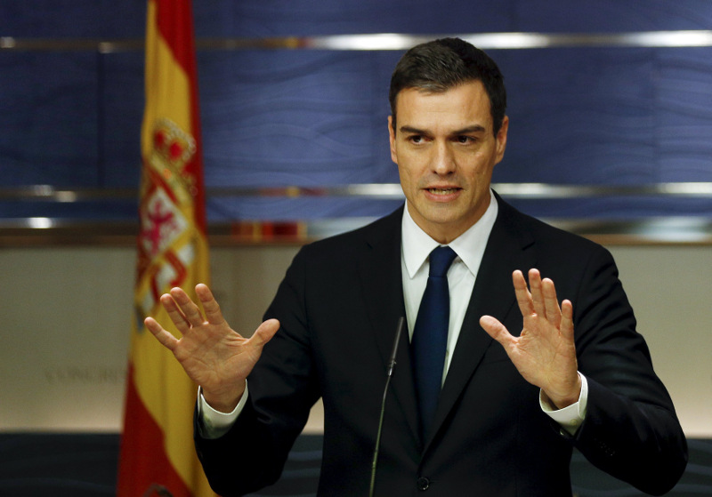 Spainu00e2u20acu2122s Socialist Party (PSOE) leader Pedro Sanchez gestures during a news conference at Parliament in Madrid, Spain, January 22, 2016.  u00e2u20acu201d Reuters pic