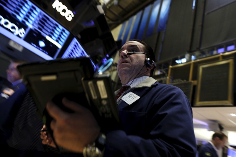 Traders work on the floor of the New York Stock Exchange January 19, 2016. u00e2u20acu201d Reuters pic
