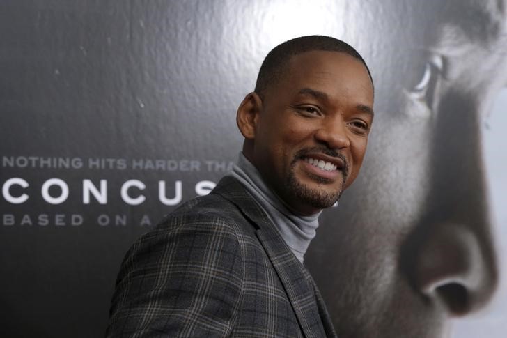 Actor Will Smith poses as he arrives for the New York premiere of the film 'Concussion' in the Manhattan borough of New York City, December 16, 2015. u00e2u20acu201d Reuters pic