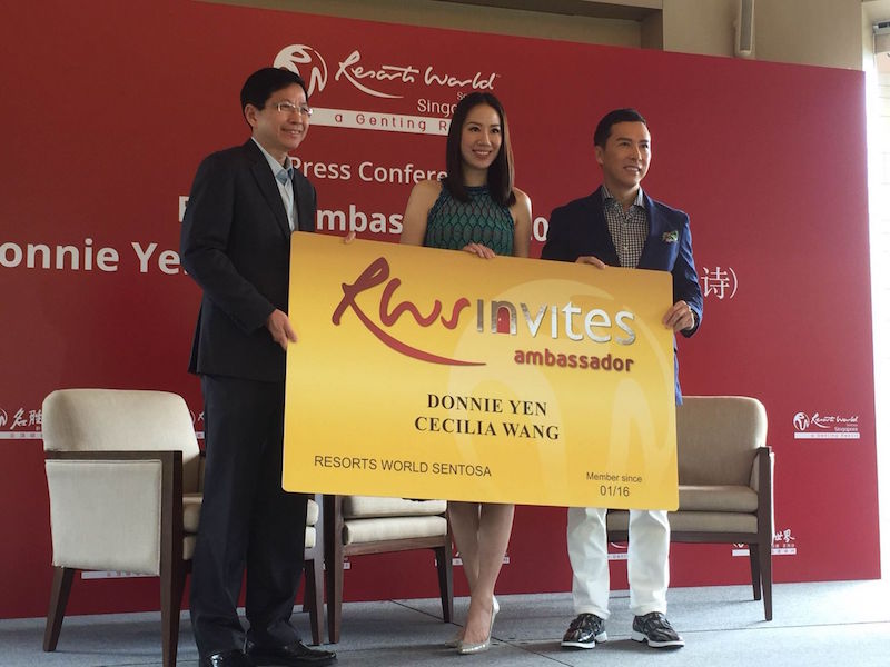 Tan Hee Teck, chairman and CEO of Resorts World Sentosa (left) with Cecilia Wang and Donnie Yen. u00e2u20acu201d TODAY pic