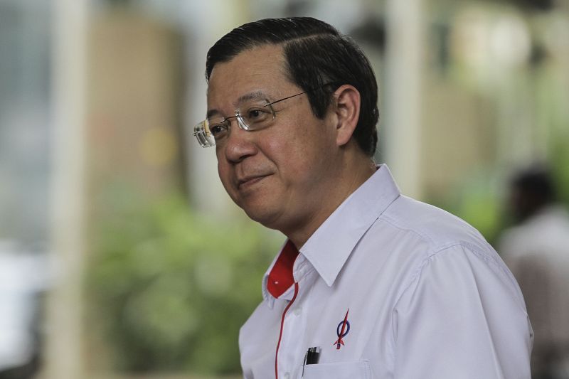 DAP Secretary General, Lim Guan Eng, speaks at the launch of Impian Malaysia Truck at Sunway Pyramid in Petaling Jaya, January 17, 2016. u00e2u20acu201d Picture by Yusof Mat Isa
