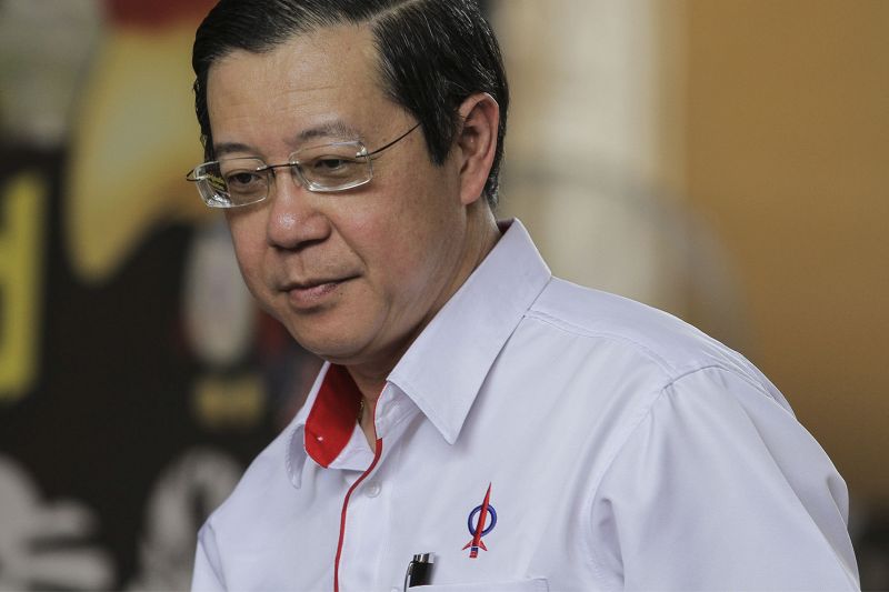 DAP Secretary General, Lim Guan Eng, speaks at the launch of Impian Malaysia Truck at Sunway Pyramid in Petaling Jaya, January 17, 2016. u00e2u20acu201d Picture by Yusof Mat Isa