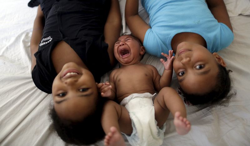 Maria Clara (left) and Camile Vitoria with their brother Matheus, who has microcephaly, in Recife, Brazil, January 27, 2016. u00e2u20acu201d Reuters pic