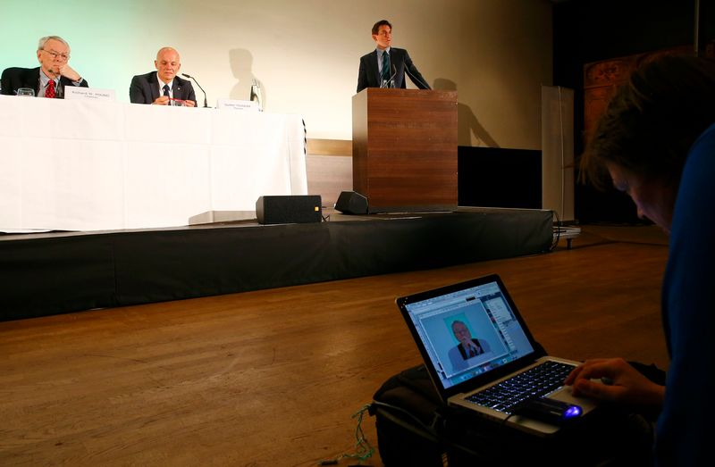 A photographer edits pictures during a World Anti-Doping Agency news conference in Unterschleissheim near Munich, January 14, 2016. u00e2u20acu201d Reuters pic