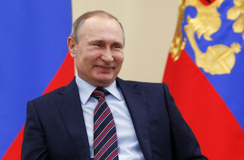 Russia seen dodging political storm as Putin rides out recession ...