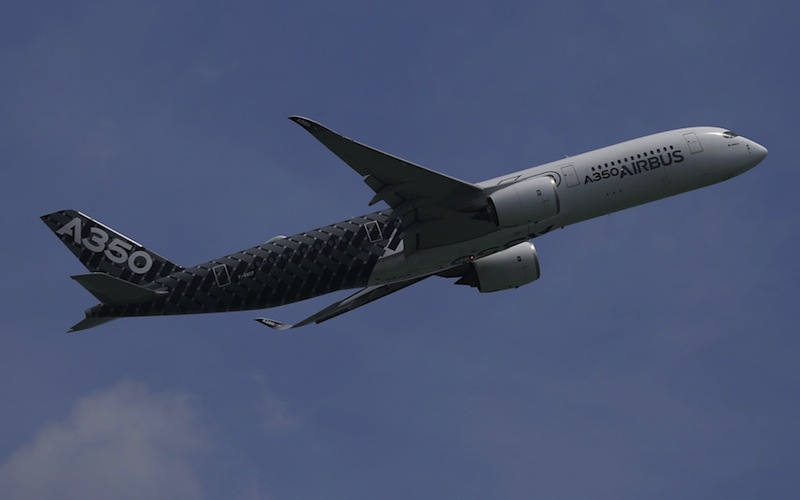 An Airbus A350 XWB flies past during an aerial display at the Singapore Airshow at Changi Exhibition Center February 17, 2016. u00e2u20acu201d Reuters pic