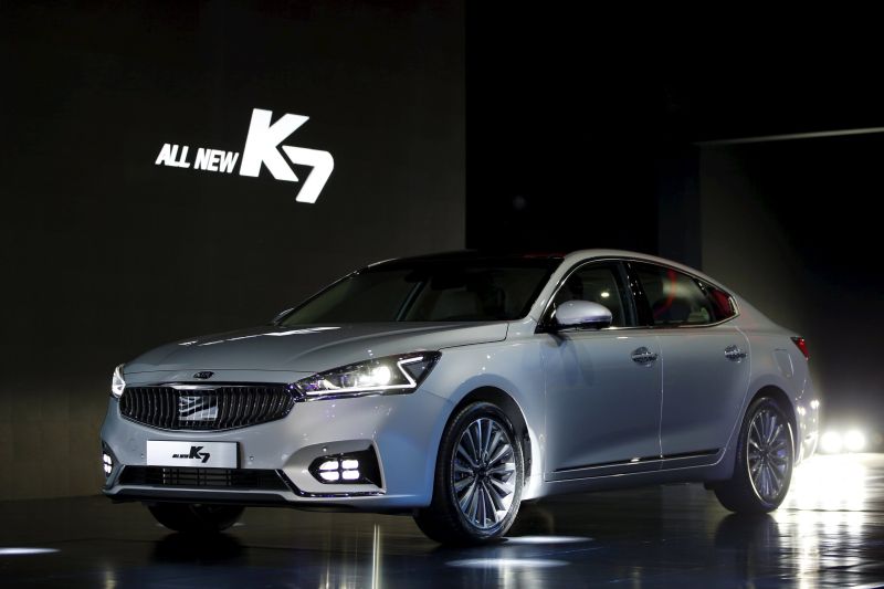 Kia Motorsu00e2u20acu2122 new K7 unveil in Seoul January 26, 2016. u00e2u20acu201d Reuters pic