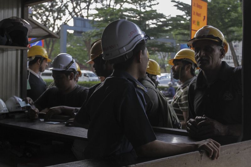 Foreign workers at a construction site in Kuala Lumpur, February 16, 2016. u00e2u20acu2022 Picture by Yusof Mat Isa