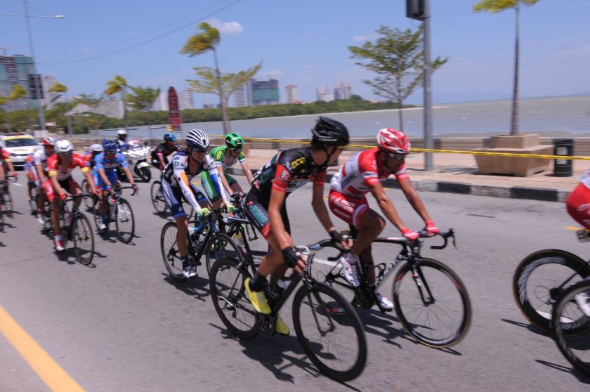 Le Tour De Langkawi cyclists in action in Penang February 25, 2016. u00e2u20acu201d Picture by KE Ooi