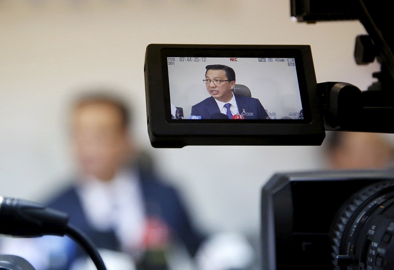 Transport minister Datuk Seri Liow Tiong Lai speaks at a news conference about debris found on a beach in Mozambique that may be from missing Malaysia Airlines flight MH370, in Kuala Lumpur on March 3, 2016. u00e2u20acu201d Reuters pic 