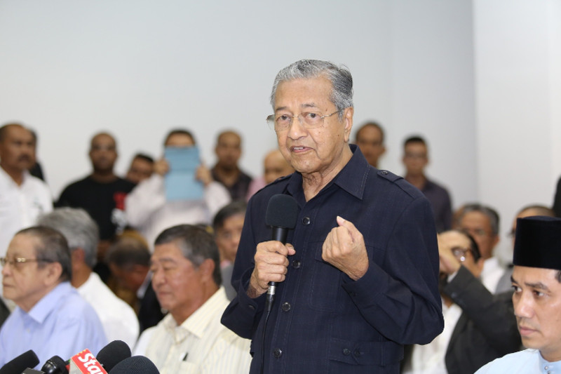 Tun Dr Mahathir Mohamad speaks during an event to announce a citizensu00e2u20acu2122 movement against the government in Kuala Lumpur on March 4, 2016. u00e2u20acu201d Picture by Saw Siow Feng