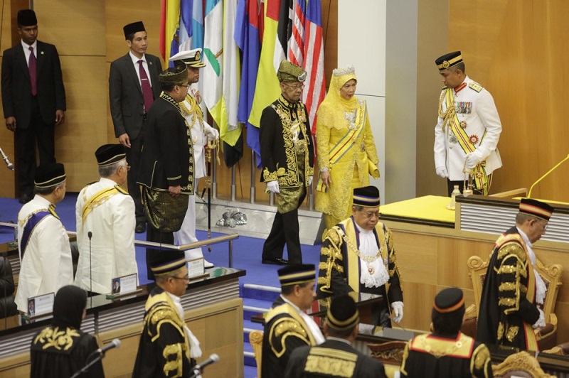  Yang di-Pertuan Agong Tuanku Abdul Halim Muu00e2u20acu2122adzam Shah (centre) during the first Parliament meeting of the year, in Kuala Lumpur March 7, 2016. u00e2u20acu201d Picture by Choo Choy May