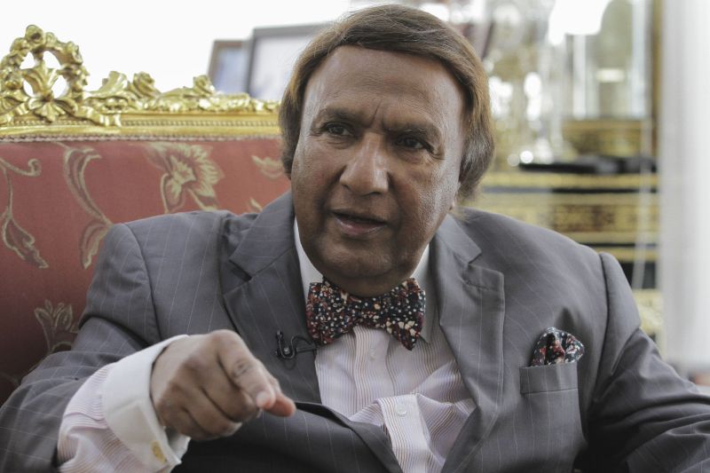 Ikatan President, Tan Sri Abdul Kadir Sheikh Fadzir speaks to Malay Mail Online during an interview at his office in Seri Kembangan, March 24, 2016. u00e2u20acu2022 Picture by Yusof Mat Isa