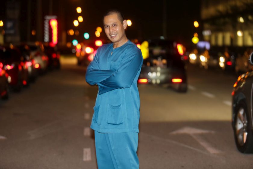 Azlan Sani Zawawi /Lando Zawawi , founder of the Brotherhood ,  a group of people who fix potholes on their own. u00e2u20acu2022 Picture by Choo Choy May