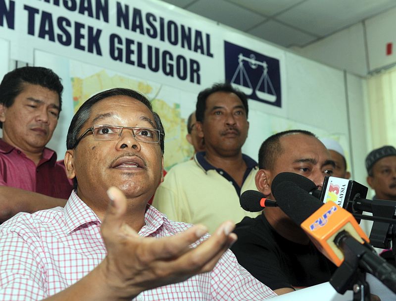 Datuk Shabudin Yahaya mengadakan sidang akhbar mengenai keenggannan beliau bersemuka dengan Ketua Menteri Pulau Pinang, Lim Guan Eng berhubung isu pembelian rumah mewah di Jalan Pinhorn, Kepala Batas, 20 March 2016. u00e2u20acu201d Foto Bernama