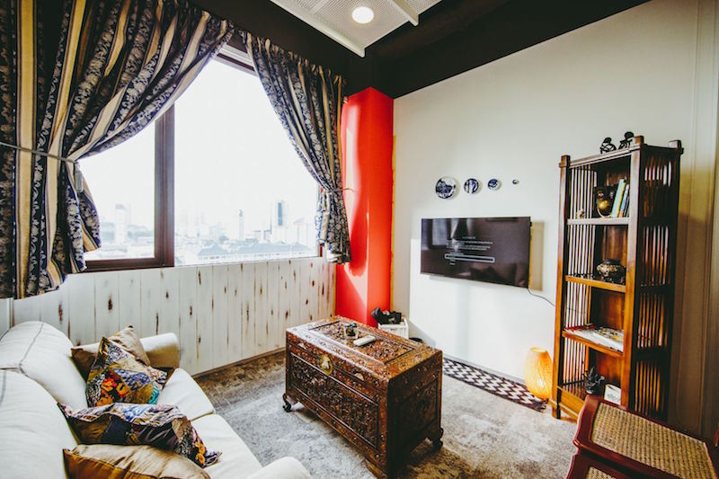 Airbnb Singapore office: Wait, are you at home or in the office? At this meeting room modelled after a listing in Colombo, Sri Lanka, itu00e2u20acu2122s hard to tell. u00e2u20acu201d TODAY picn