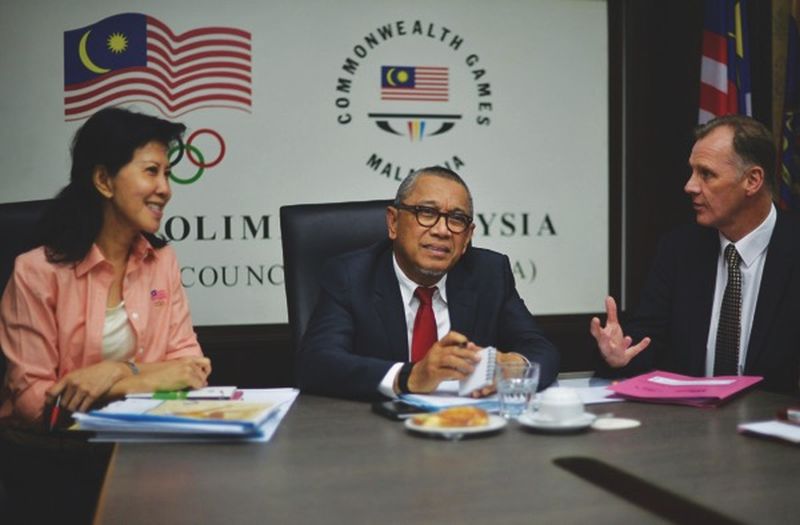 Tan Sri Mohamed Al Amin Abd Majid (centre), OCM secretary general Datuk Low Beng Choo (left) and Newenham met with the sports managers for the first time yesterday.  u00e2u20acu201d Picture by Razak Ghazali