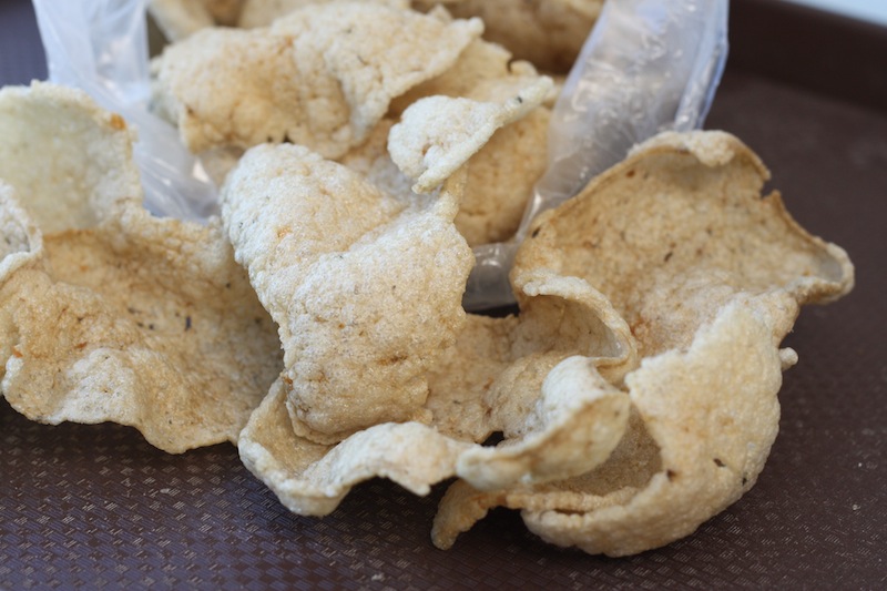 Grab a packet of fish crackers to go with your rice. 