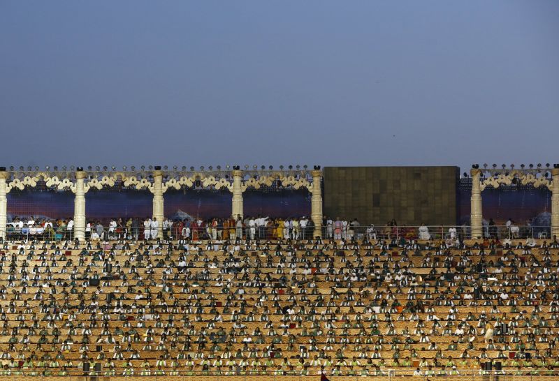 Participants wait to perform at the venue of World Culture Festival on the banks of a river in New Delhi March 11, 2016. REUTERS/Adnan Abidi