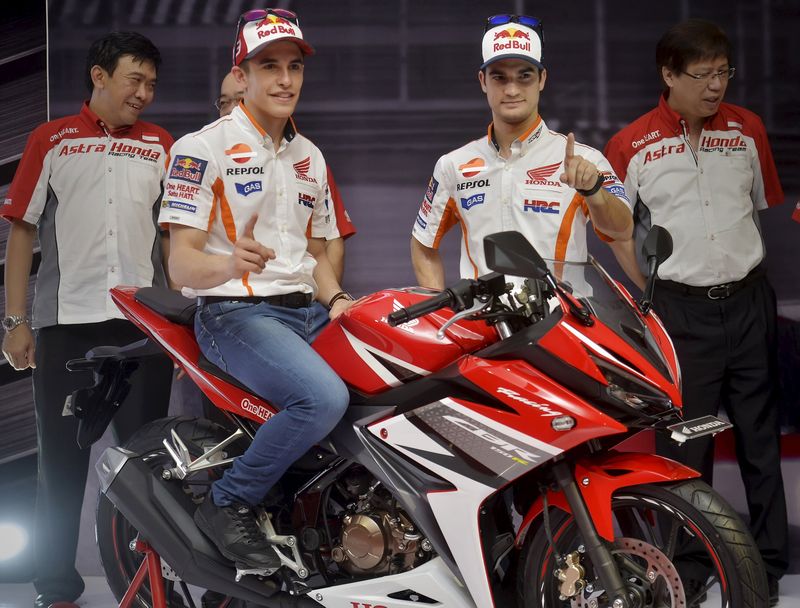 MotoGP rider Marc Marquez (left) and Dani Pedrosa at the launch of a new Honda CBR150R at the Sentul Circuit, Bogor, Indonesia on February 14, 2016 in this photo taken by Antara Foto. u00e2u20acu201d Reuters pic