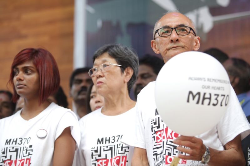 Family members of MH370 victims attend the ceremony held ahead of the second anniversary of the tragic incident in Publika, March 6, 2016. u00e2u20acu201d Picture by Choo Choy May