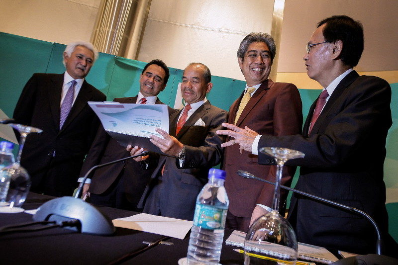 Petronas announces overhaul affecting nearly 1,000 jobs, cuts over next ...