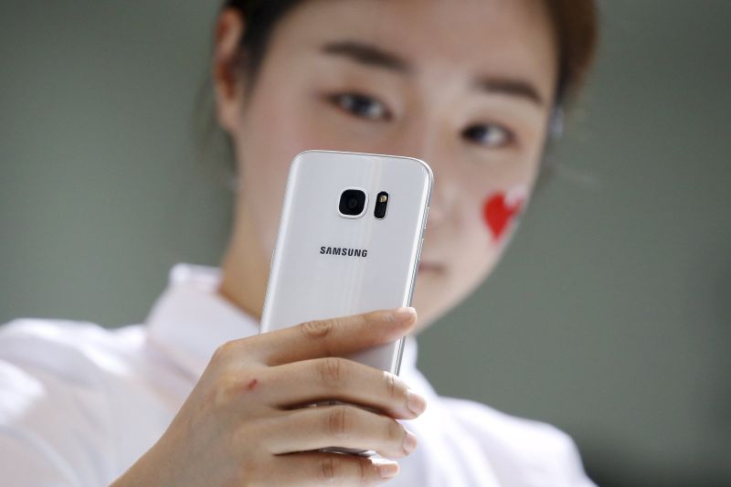 Samsung, the world’s biggest smartphone maker, said it too is looking at a different future of connected things. — Reuters pic