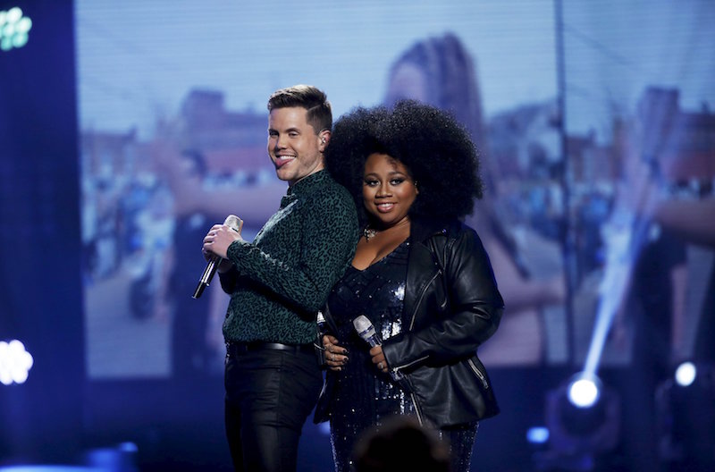 Singers Trent Harmon and Lau00e2u20acu2122Porsha Renae perform during the American Idol Grand Finale in Hollywood April 7, 2016. u00e2u20acu201d Reuters picn