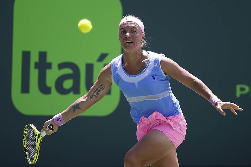 Svetlana Kuznetsova hits a forehand against Timea Bacsinszky (not pictured) during a womenu00e2u20acu2122s singles semifinal on day eleven of the Miami Open at Crandon Park Tennis Centre March 31, 2016. u00e2u20acu201dPicture by Geoff Burke-USA TODAY Sports/Reutersn