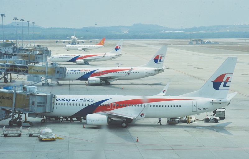 Malaysia Airlines Berhad says it was u00e2u20acu02dccaught off guardu00e2u20acu2122 by the sudden and huge increase in fees. u00e2u20acu201d Picture by Zuraneeza Zulkifli