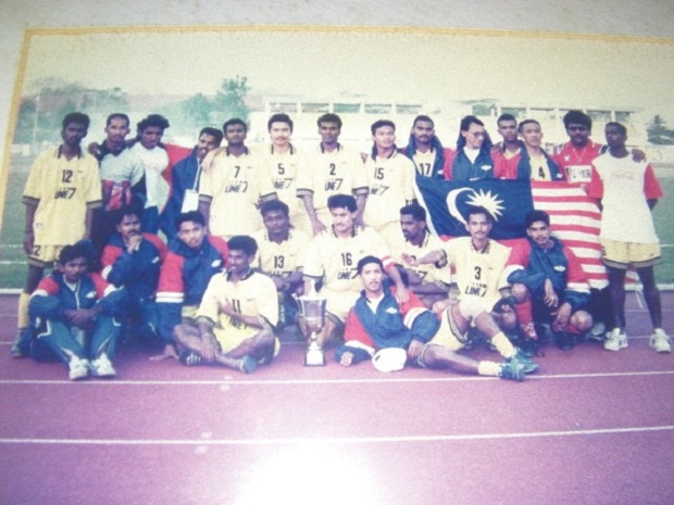 The Malay Mail FC team who finished runners-up in the Philippines Cup in 1991. u00e2u20acu201d Malay Mail pic