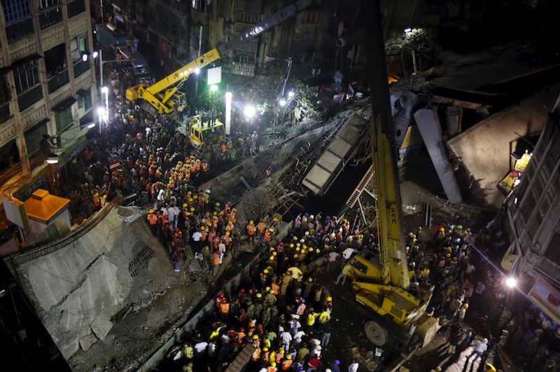 Death toll at flyover collapse in Kolkata now 23 | Malay Mail