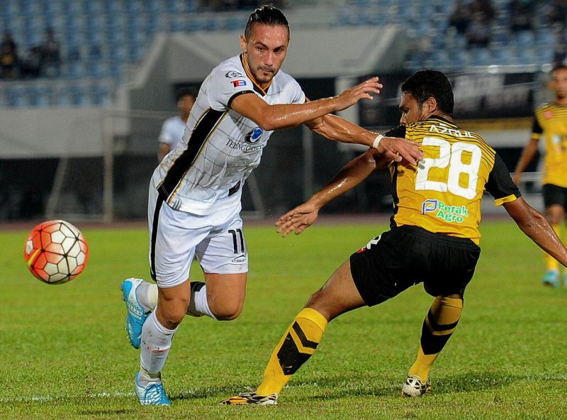 Issey Nakajima-Farran (left) pulled level for The Turtles when he converted a penalty four minutes later. u00e2u20acu2022 Bernama