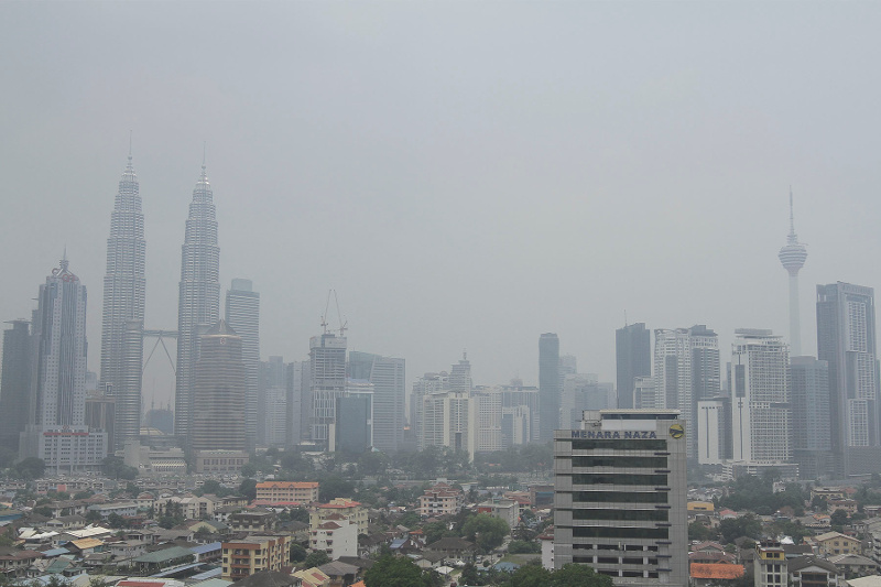 Kuala Lumpur is shrouded by haze on April 7, 2016. u00e2u20acu201d Picture by Yusof Mat Isa 