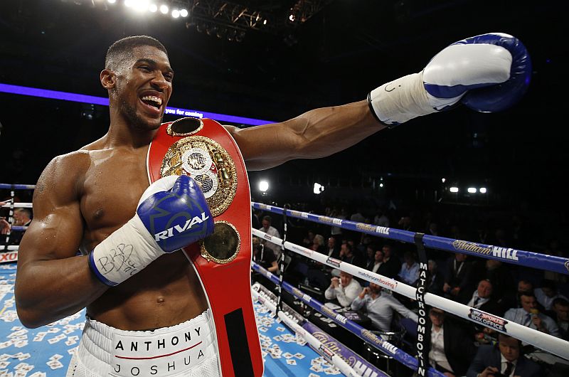 Anthony Joshua celebrates his win after beating Charles Martin at the O2 Arena in London, April 9, 2016. u00e2u20acu201d Reuters pic