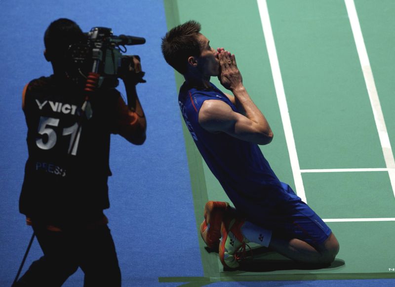 Pemain negara Datuk Lee Chong Wei girang apabila menewaskan pemain nombor 1 dunia, Chen Long dari China pada perlawanan Akhir Kejohanan Badminton Terbuka Malaysia Celcom Axiata 2016 di Stadium Malawati Shah Alam 1- April 2016. Foto Bernama