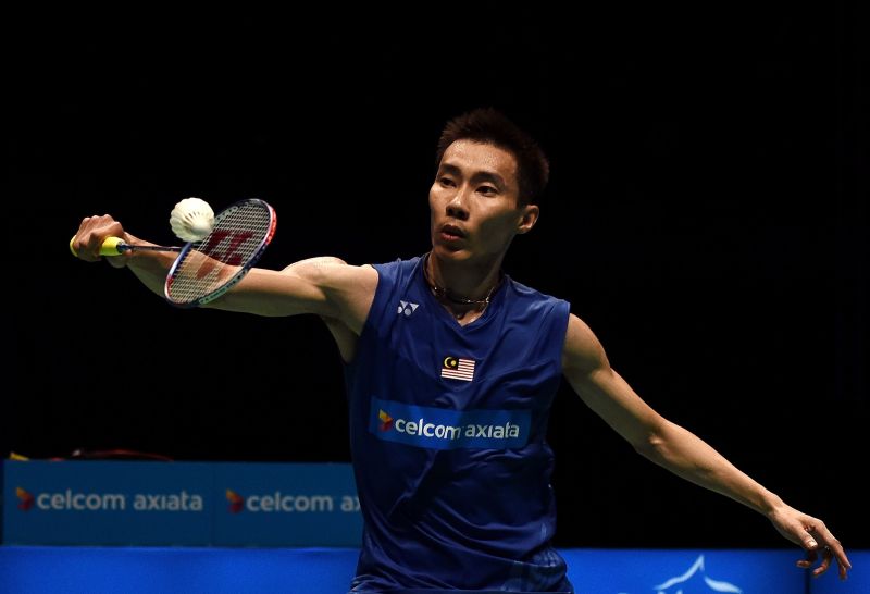 Malaysiau00e2u20acu2122s Lee Chong Wei drops against Chinau00e2u20acu2122s Chen Long, singles final, 2016 Malaysia Open Badminton Superseries, Malawati stadium, Shah Alam, April 10, 2016. MANAN VATSYAYANA / AFP