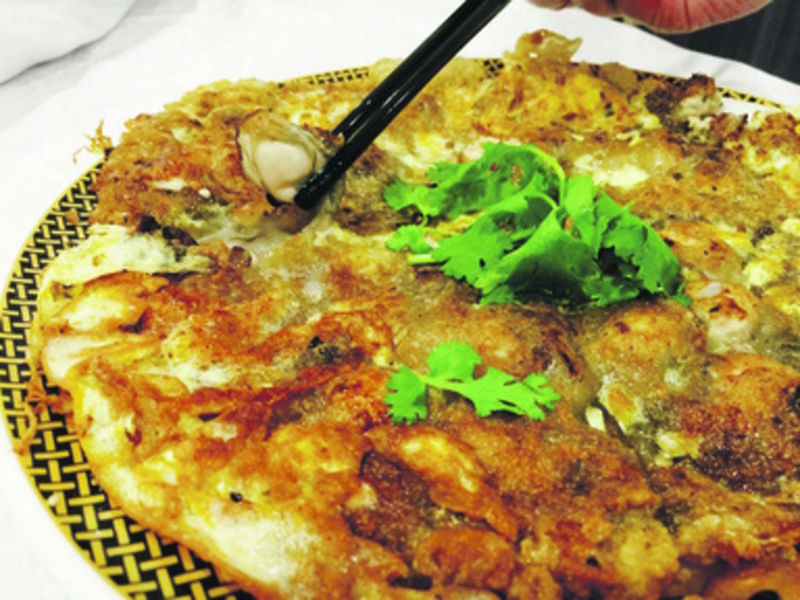 The crispy oyster pancake is a must-have. — TODAY pic