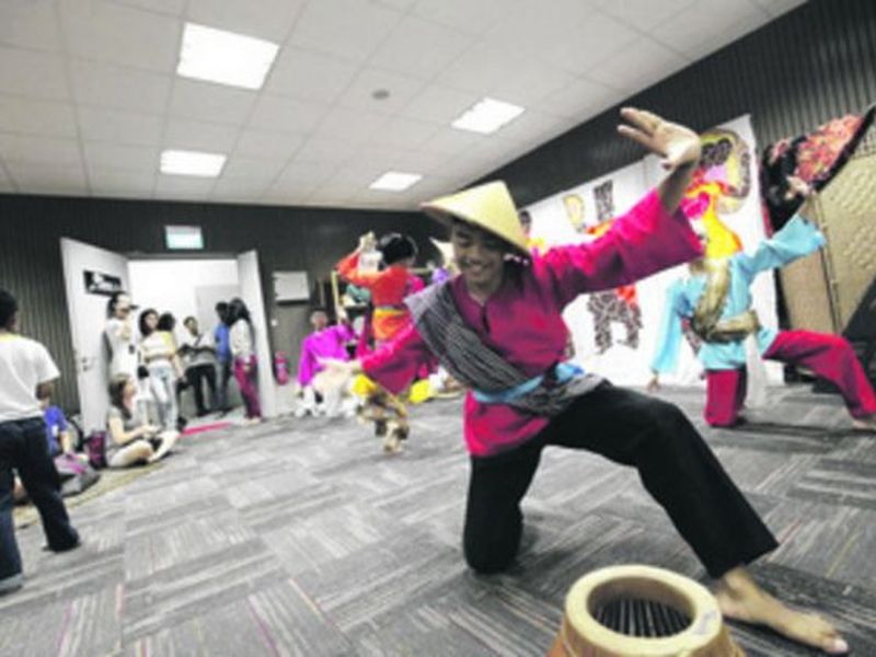 20-year-old Muhammad Faiz Bin Hairul Anuar got into Malay traditional dance via DIAN Dancers Singapore. — Photo courtesy of DIAN Dancers Singapore