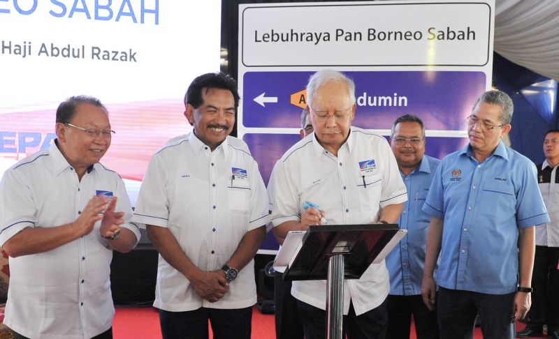 Datuk Seri Najib Razak launches the first phase of the Pan Borneo highway project in Kampung Andus, Papar in Sabah, April 24, 2016. u00e2u20acu2022 Bernama pic