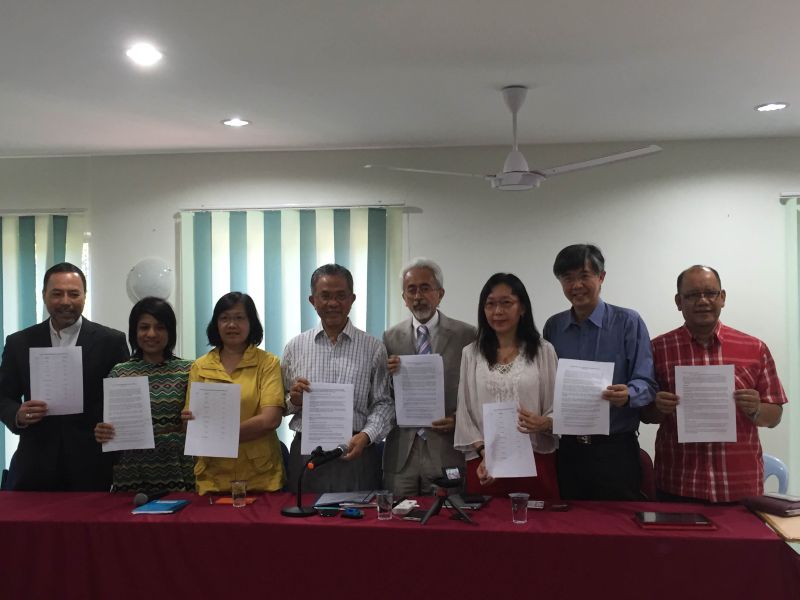 The Save Malaysia movement secretariat holding a press conference today at Rumah Gerakbudaya at Petaling Jaya, April 19, 2016. u00e2u20acu2022 Picture by Kamles Kumar