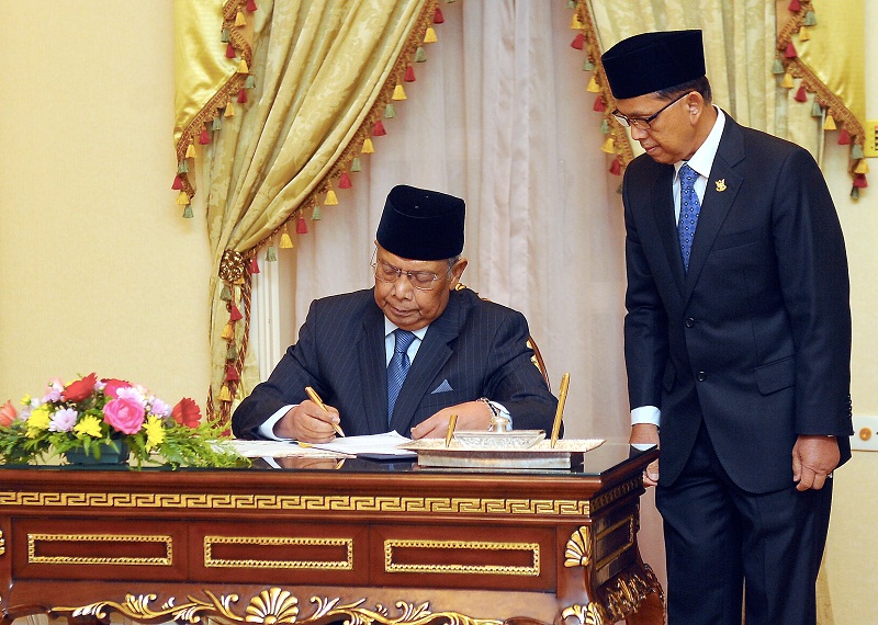 Sarawak Chief Minister Tan Sri Adenan Satem at the Sarawak palace, May 7, 2016. u00e2u20acu201d Bernama pic