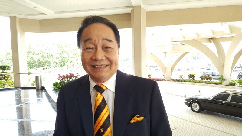 Datuk Seri Wong Soon Koh arrives for the swearing in ceremony for the Sarawak Cabinet in Kuching May 13, 2016. u00e2u20acu201d Picture by Sulok Tawie