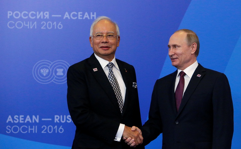 Russian President Vladimir Putin (right) shakes hands with Malaysiau00e2u20acu2122s Prime Minister Datuk Seri Najib Razak during welcoming ceremony for heads of the delegations at the Russia-Asean summit in Sochi, Russia, May 20, 2016. u00e2u20acu201dReuters pic