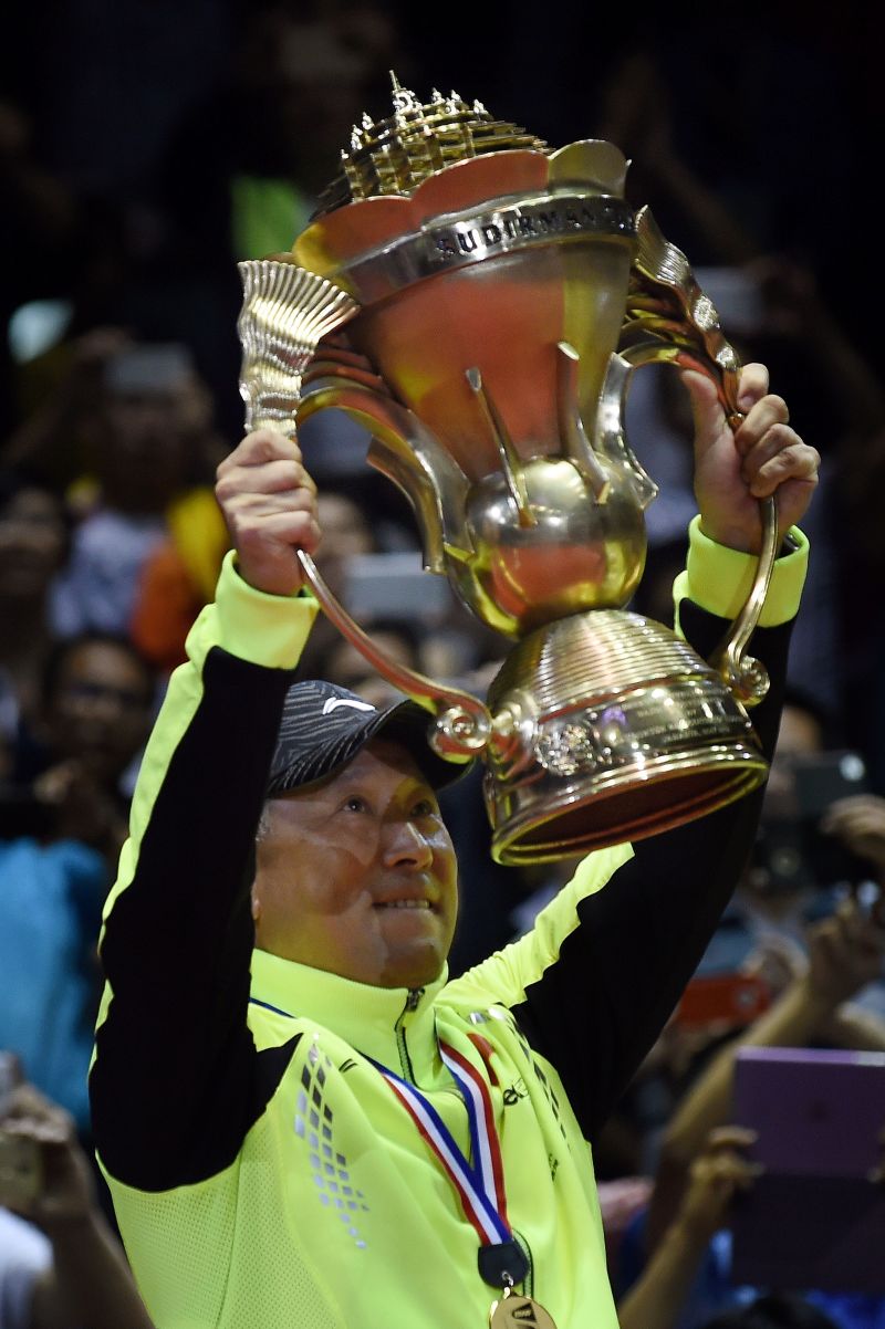 Li Yongbo in his team’s triumph over Japan at the 2015 Sudirman Cup in Dongguan last May.