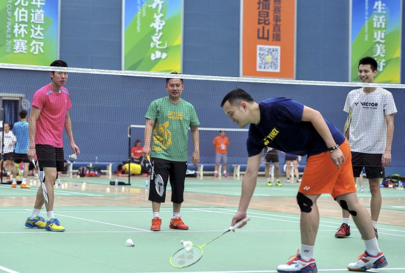 Thomas Cup Kunshan, China, May 18, 2016, preview Malaysia on eve of quarter-finals, doubles coach Jeremy Gan (second left) at training with Goh V Shem, Koo Kien Keat and Ong Yew Sin BERNAMA (2016)
